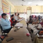 कुष्ठ रोगियों की पहचान के लिए आशाओं और संगीनियों के साथ सामुदायिक स्वास्थ्य केंद्र जूनावई में मीटिंग हुई संपन्न  !