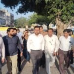 डीसी आयुष सिन्हा ने किया बल्लभगढ़ अनाज मंडी का दौरा, व्यवस्थाओं का किया निरीक्षण !